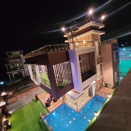 Mount Resorts Lonavala 5 Bhk Luxurious Villa With Private Pool And Full Size Cricket Football Turf Luaran gambar