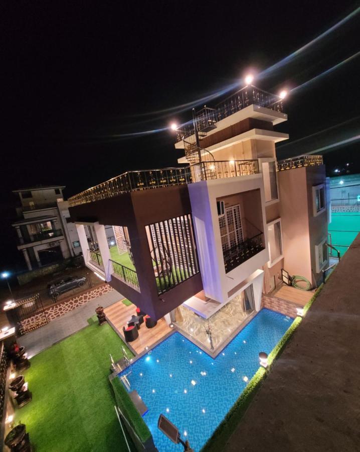 Mount Resorts Lonavala 5 Bhk Luxurious Villa With Private Pool And Full Size Cricket Football Turf Luaran gambar